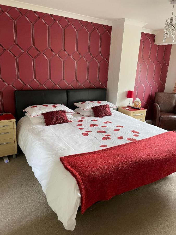 Brewery Farm House Bed & Breakfast Swindon Extérieur photo